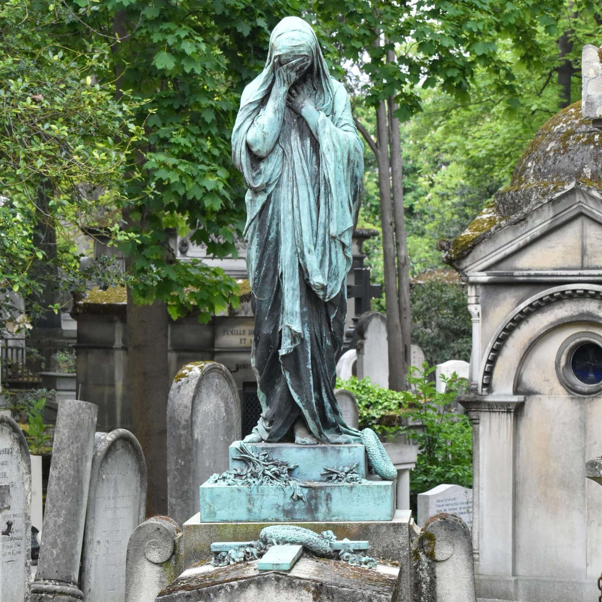 What are the Spookiest Places in France?