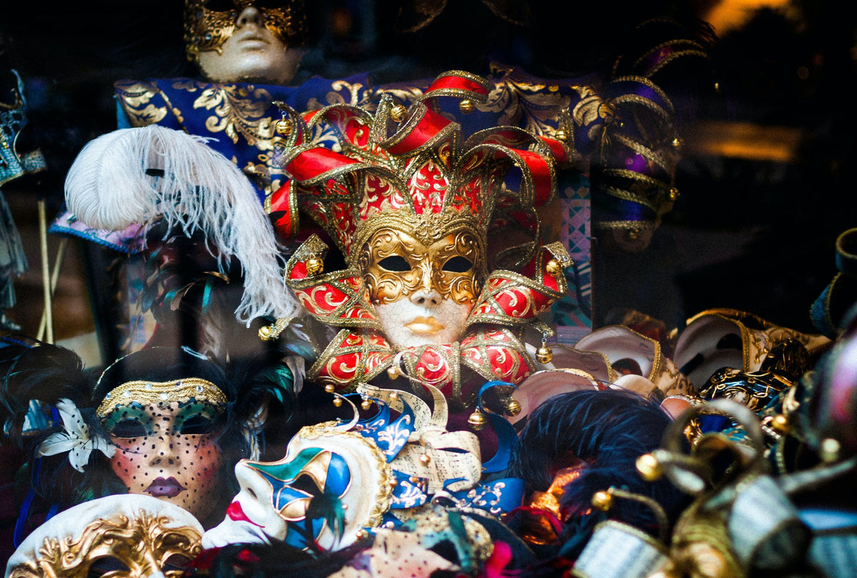 Your Essential Guide to Mardi Gras!