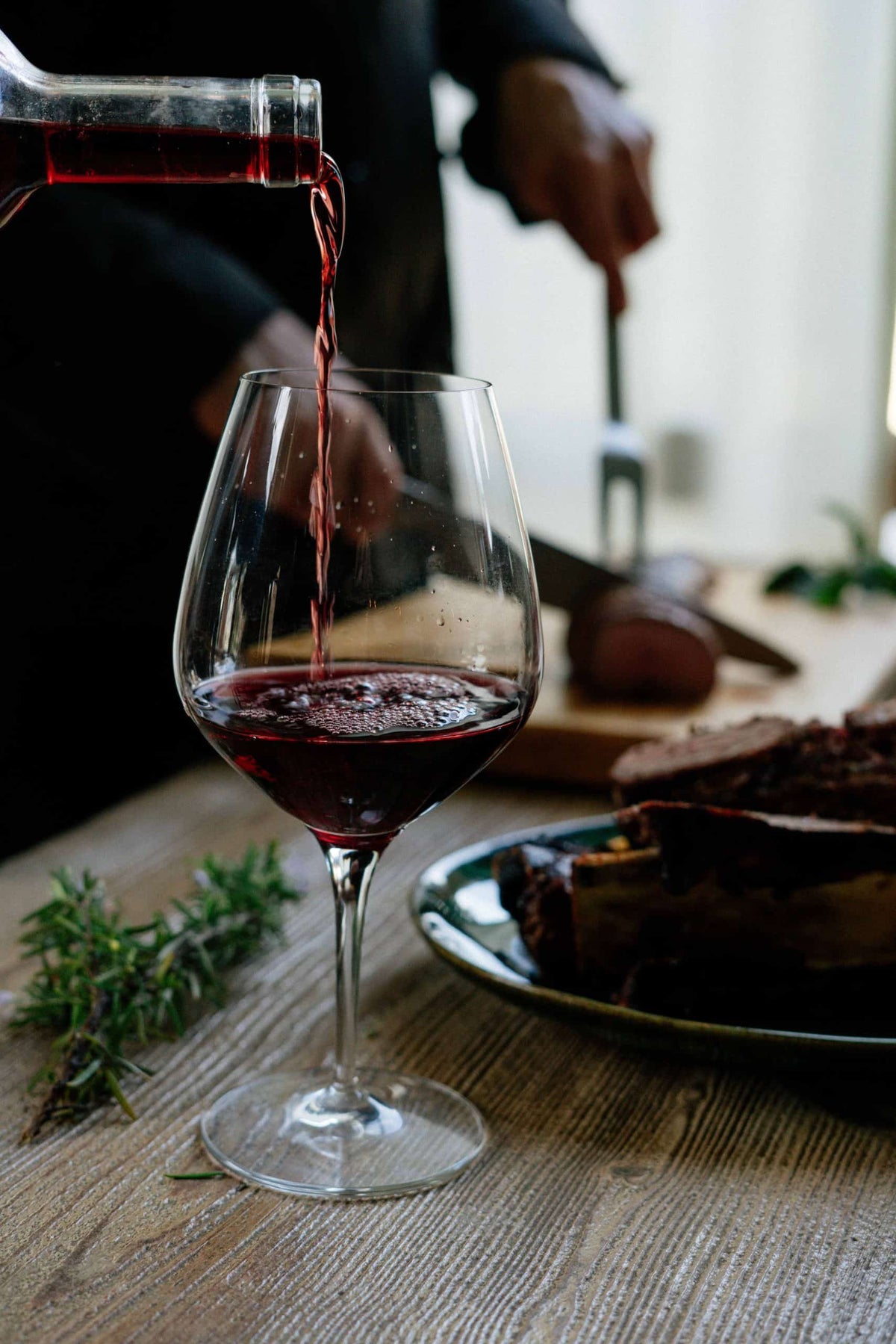 How do the French Drink Wine?