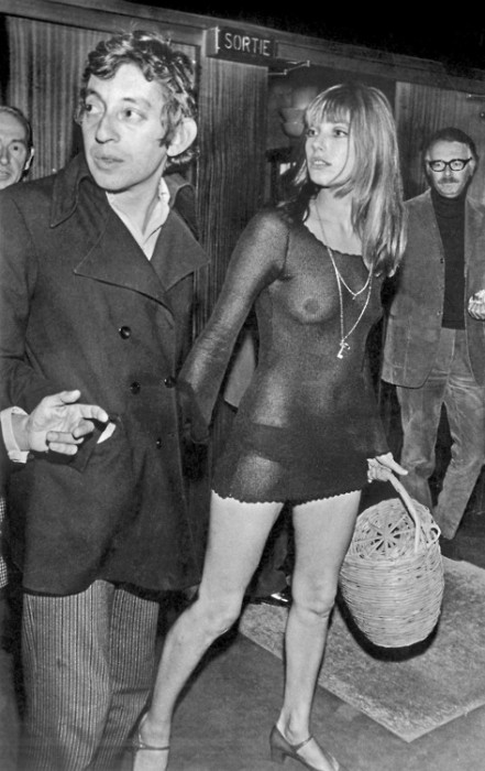 Jane Birkin et Serge Gainsbourg a la premiere du film "Slogan" de PierreGrimblat le 28 aout 1969 -- Jane Birkin and Serge Gainsbourg august 28, 1969
