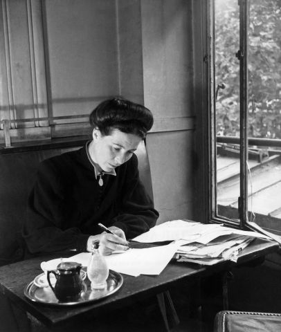 Remarkable Women of France – Simone de Beauvoir