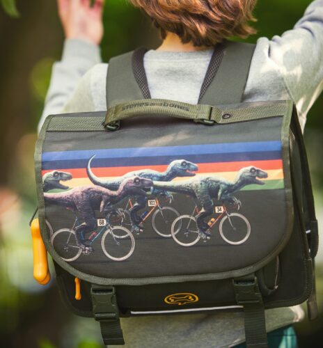 child with a school bag